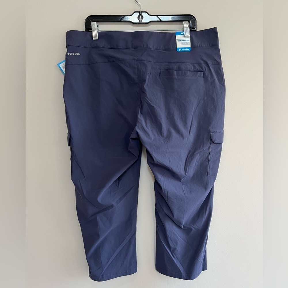 Columbia Sportswear NWT Zephyr Heights Lightweight Hiking Blue Capri Pants, 16W - Picture 3 of 11